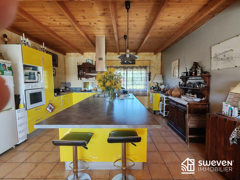 Maison - 103 m² - 4 pièces