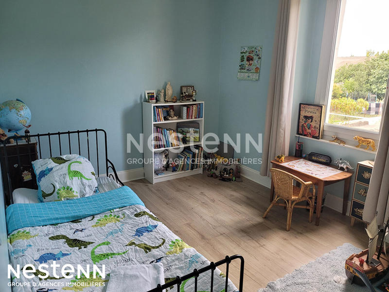 Maison - 227 m² - 6 pièces