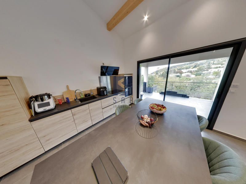 Villa - 120 m² - 5 pièces