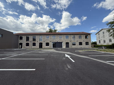 Local d'activités - 118 m² - 1 pièce