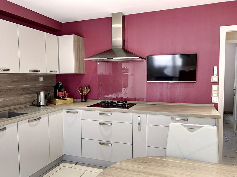 Propriété - 196 m² - 5 pièces