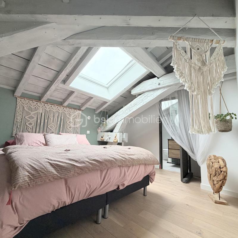 Appartement - 189 m² - 6 pièces