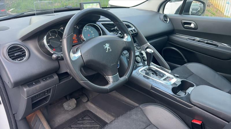 Peugeot 3008 1.6 BlueHDi 120 Eat6 Allure