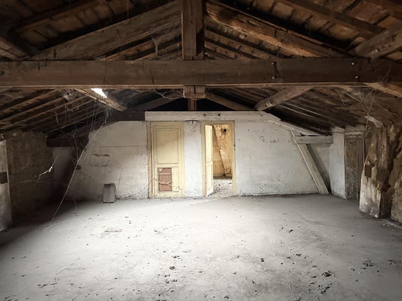 Appartement - 57 m² - 1 pièce