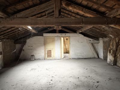 Appartement - 57 m² - 1 pièce