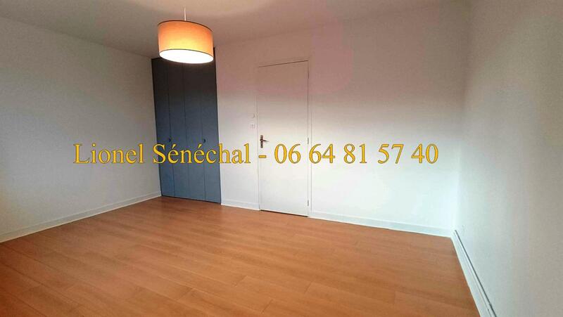 Maison - 200 m² - 10 pièces