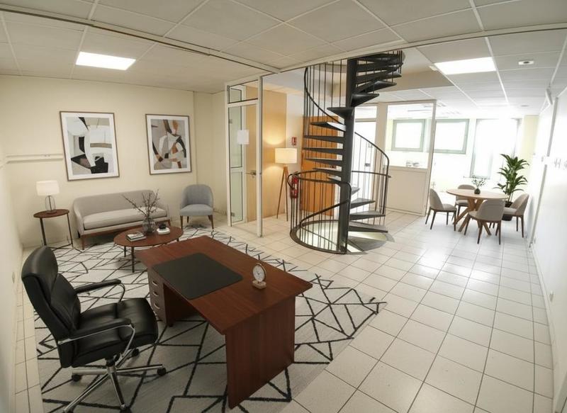 Local commercial - 300 m² - 3 pièces