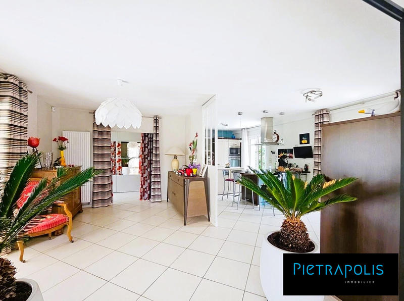 Maison - 154 m² - 5 pièces