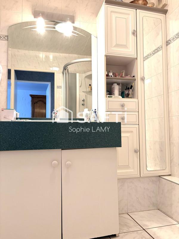 Appartement - 86 m² - 4 pièces