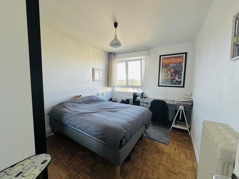 Appartement - 90 m² - 4 pièces