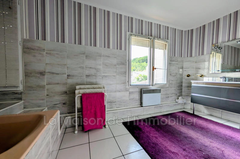 Appartement - 108 m² - 5 pièces