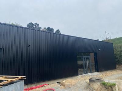 Local commercial - 198 m²