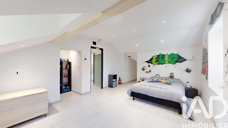 Maison - 113 m² - 5 pièces