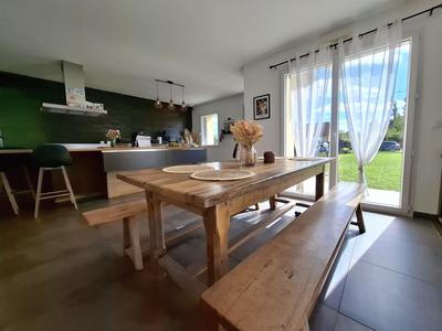 Maison - 130 m² - 6 pièces