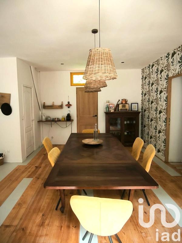 Maison - 442 m² - 10 pièces