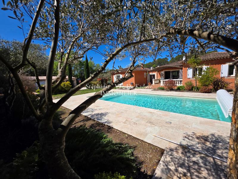 Villa - 166 m² - 5 pièces