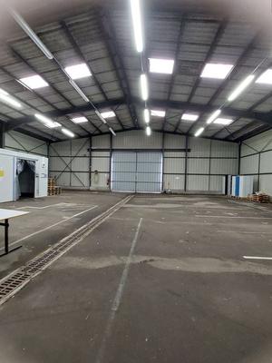 Local commercial - 500 m² - 2 pièces