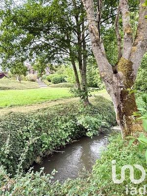 Maison - 300 m² - 13 pièces