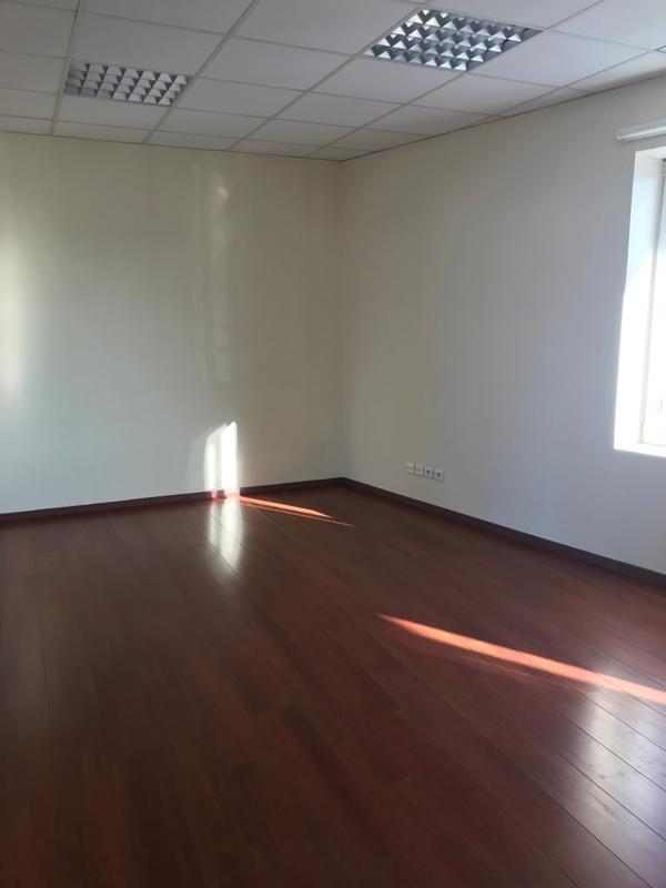 Bureau - 190 m² - 6 pièces