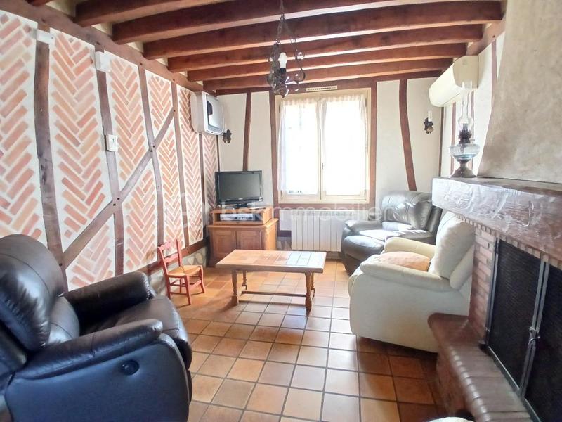Maison - 163 m² - 8 pièces