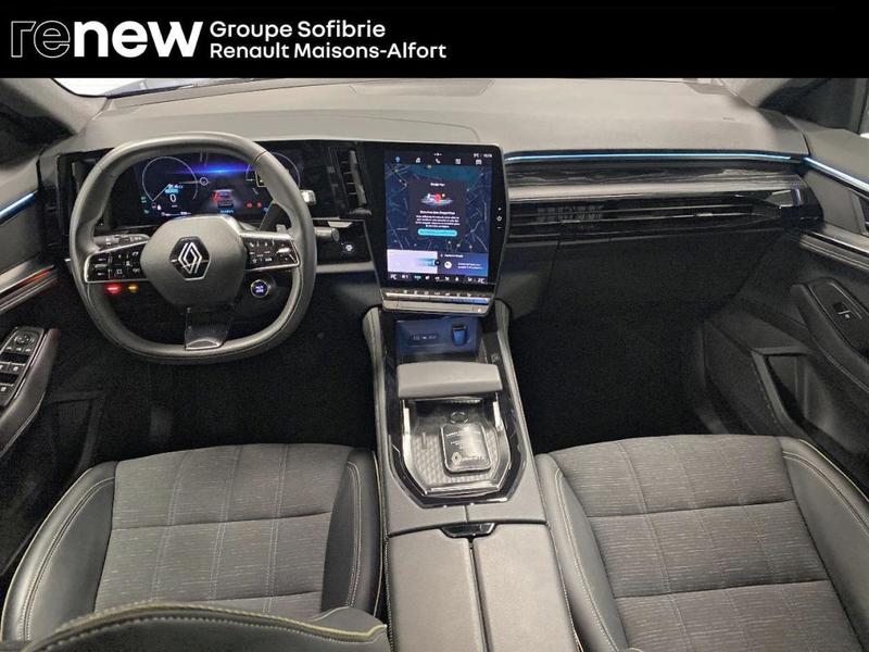 Renault Austral E-Tech hybrid 200 Iconic