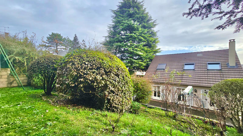 Maison - 132 m² - 8 pièces