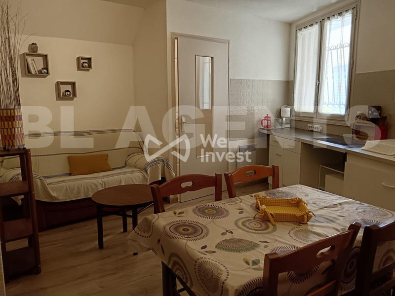 Maison - 144 m² - 9 pièces