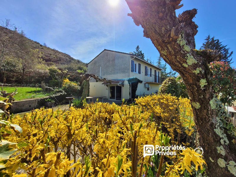 Maison - 152 m² - 6 pièces