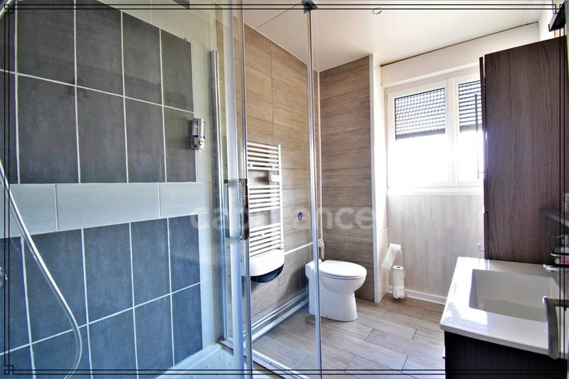 Immeuble - 812 m² - 20 pièces