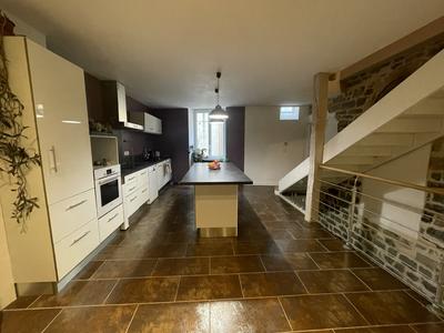 Maison - 150 m² - 5 pièces