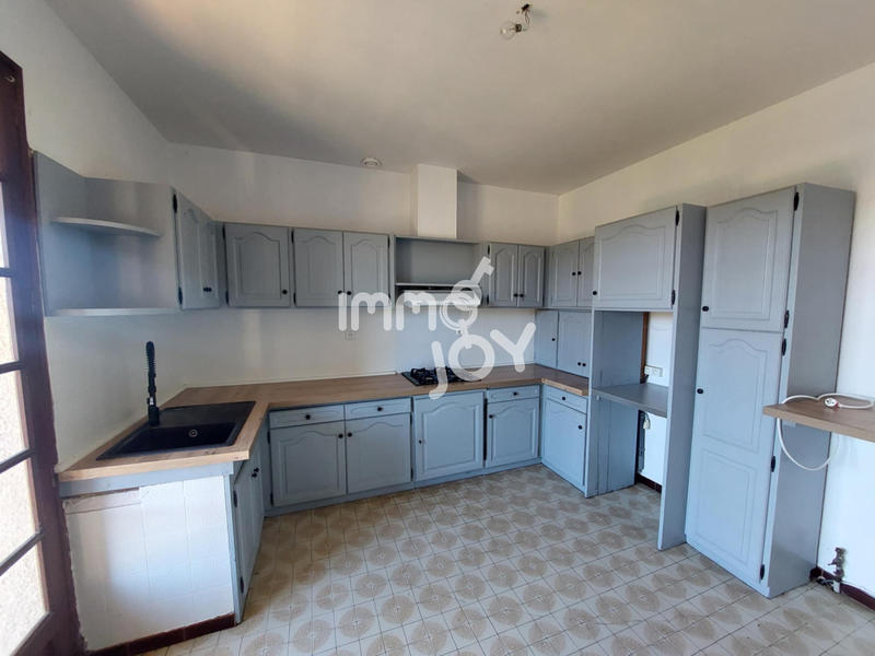 Maison - 186 m² - 6 pièces