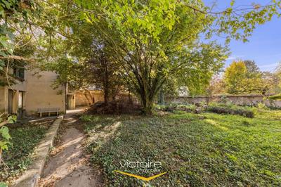 Maison - 163 m² - 7 pièces