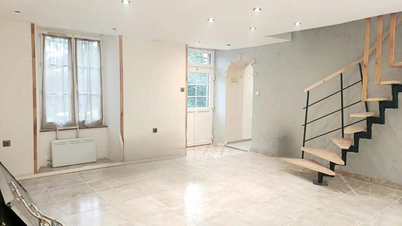 Maison - 88 m² - 3 pièces