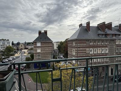 Appartement - 75 m² - 4 pièces