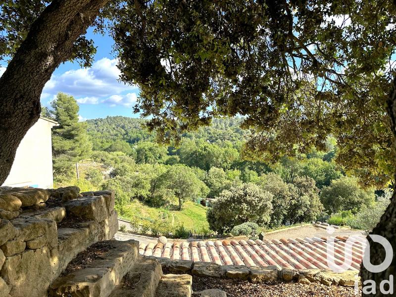 Maison - 185 m² - 8 pièces