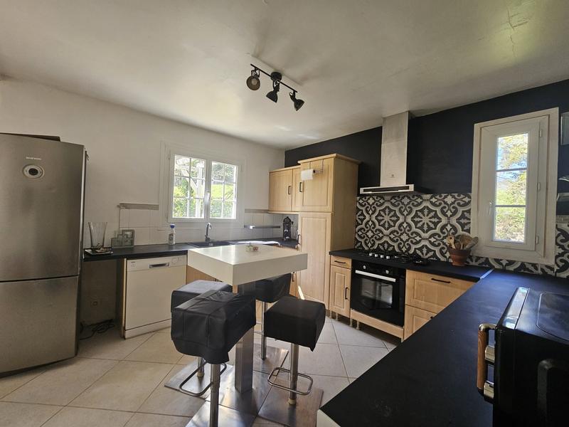 Maison ancienne - 772 m² - 11 pièces