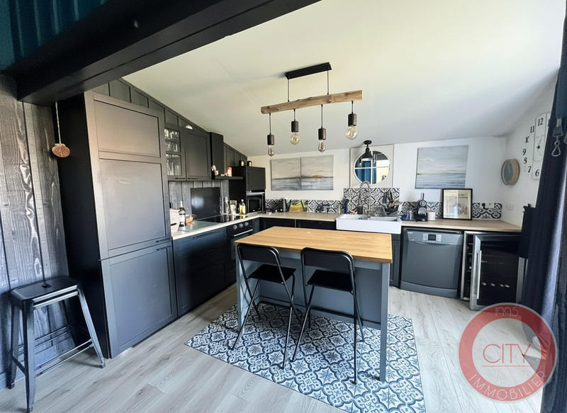 Maison ancienne - 93 m² - 3 pièces