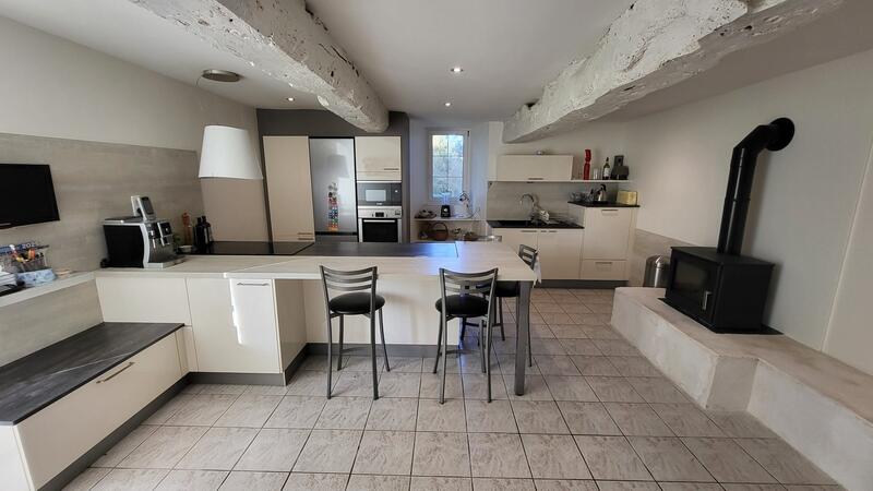 Maison ancienne - 196 m² - 6 pièces