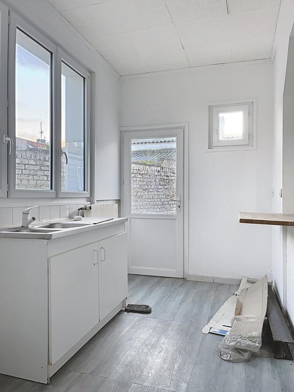 Maison - 90 m² - 6 pièces