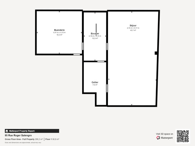 Maison - 250 m² - 11 pièces