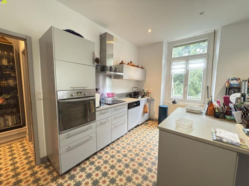 Appartement - 110 m² - 4 pièces