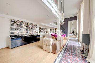 Appartement - 130 m² - 4 pièces