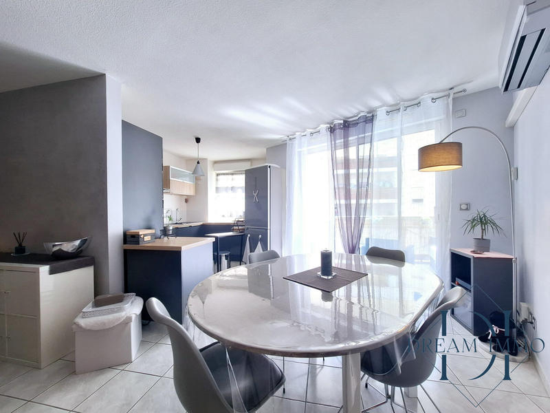 Appartement - 67 m² - 3 pièces