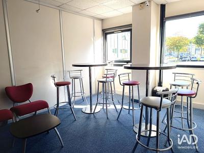 Bureau - 750 m²