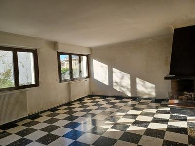 Appartement - 93 m² - 4 pièces