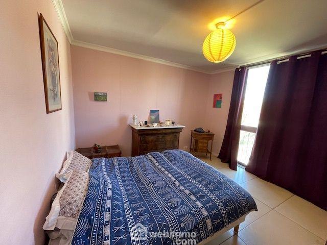 Appartement - 77 m² - 5 pièces