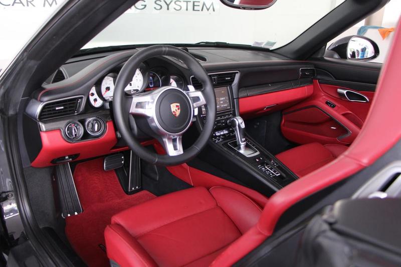 Porsche 911 Turbo Cabriolet 991 3.8 s 560 Pdk