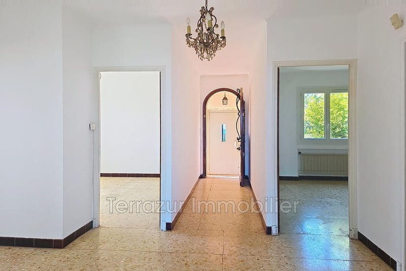 Villa - 145 m² - 6 pièces