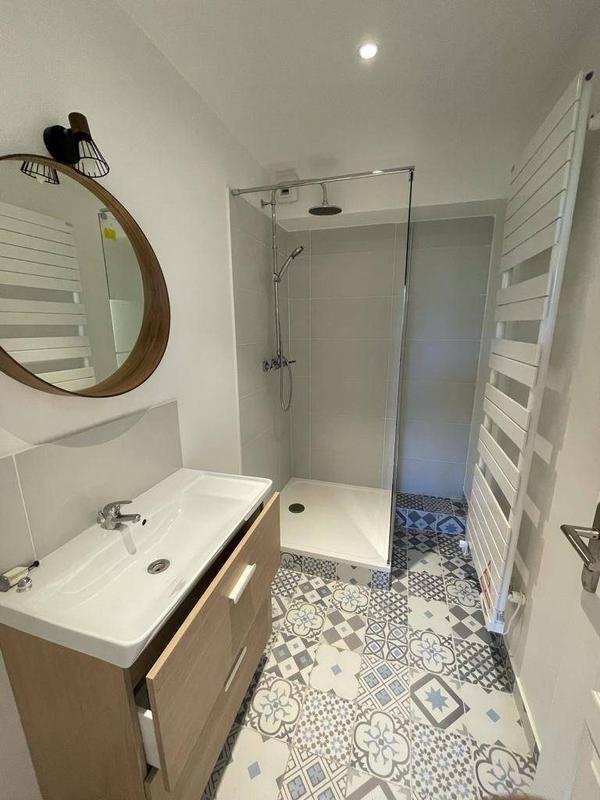 Appartement - 97 m² - 6 pièces