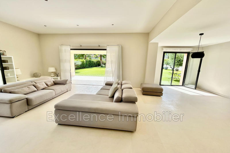 Villa - 105 m² - 5 pièces